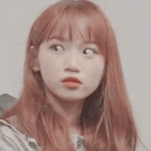 Стикер kim chaewon