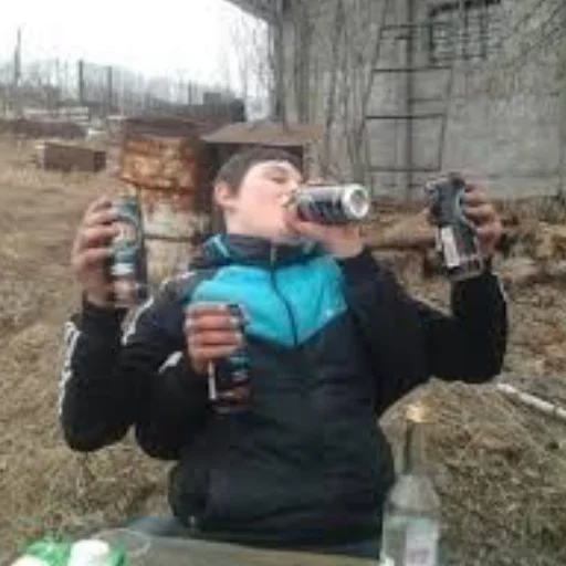 Стикер Бухнём?)