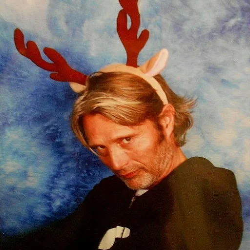 Стикер Hannibal the mandibal
