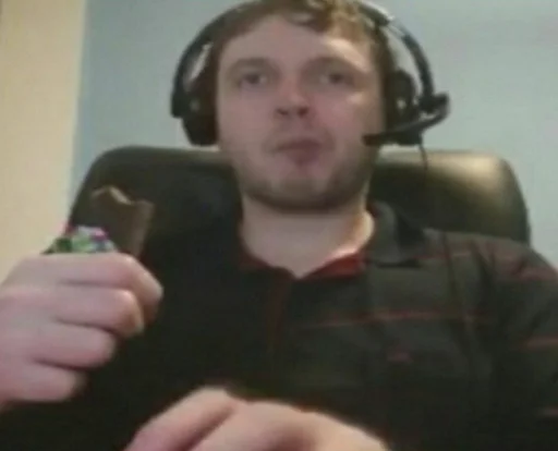 Стикер впопич —