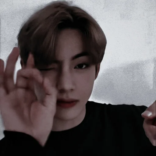 Стикер kim taehyung