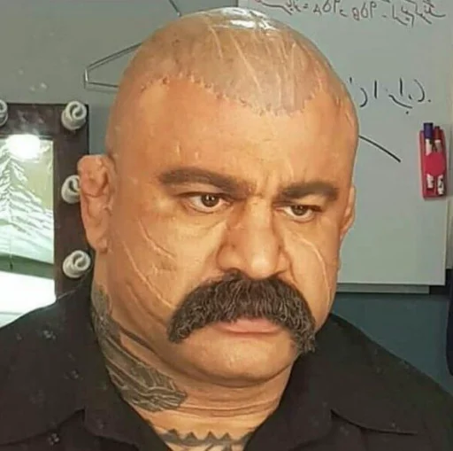 Стикер لوتیان
