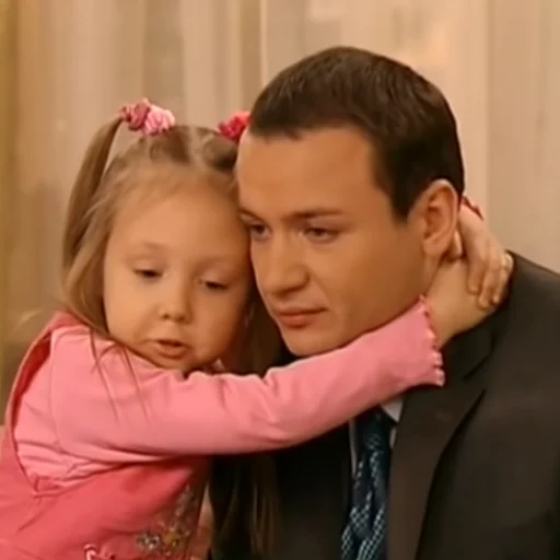 Стикер Папины дочки