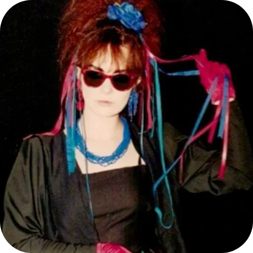 Стикер Strawberry Switchblade