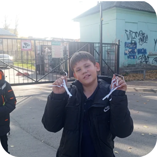 Стикер Треш