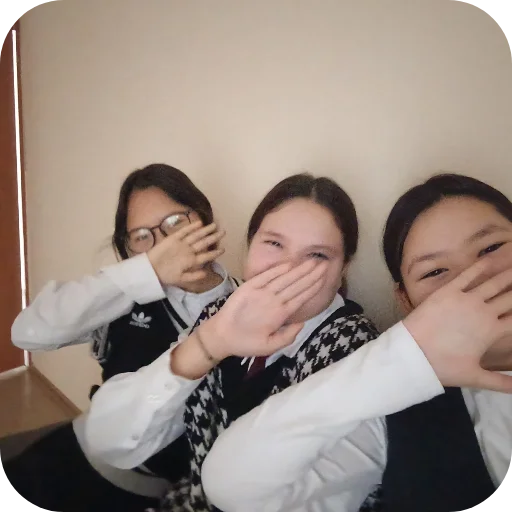 Стикер Троечка