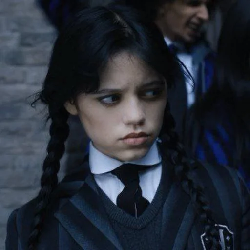 Стикер Wednesday Addams 📼🔭