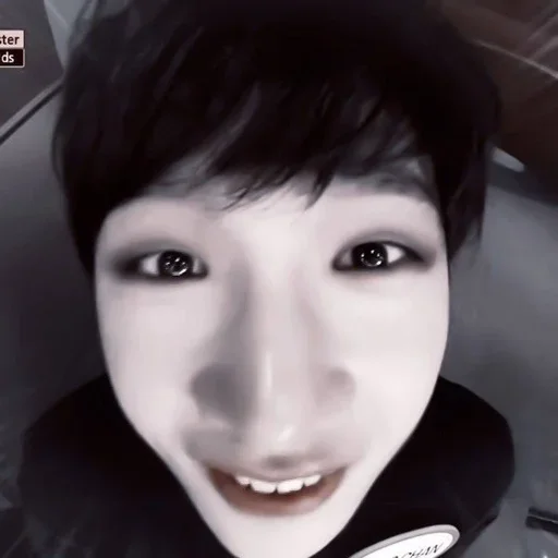 Стикер channie