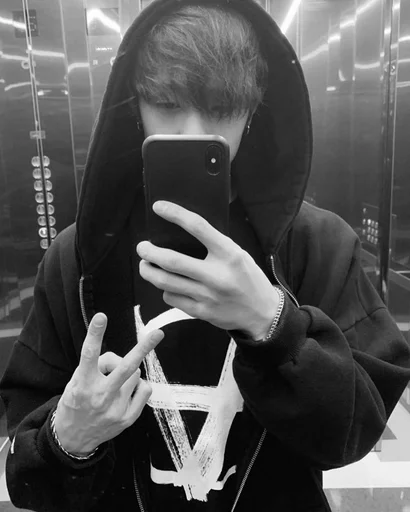 Стикер чб bang chan