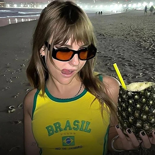 Стикер WIKTORIA