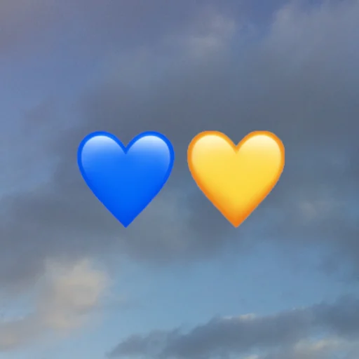 Стикер emoji in the sky