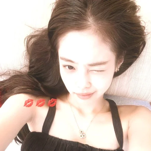 Стикер jennie blackpink
