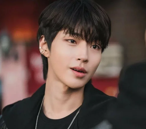 Стикер истинная красота