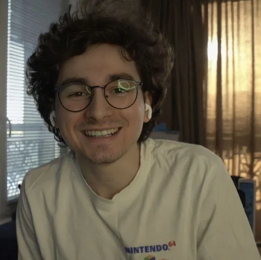 Стикер максифилис