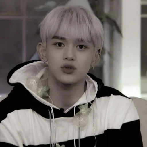 Стикер lucas wong