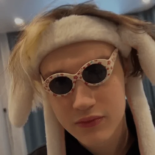 Стикер неглотай