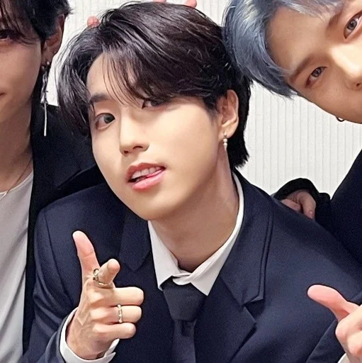 Стикер Хан Джинсон