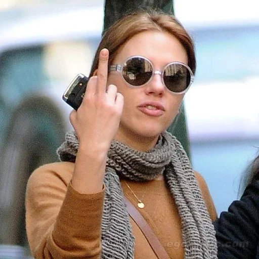 Стикер romanoff