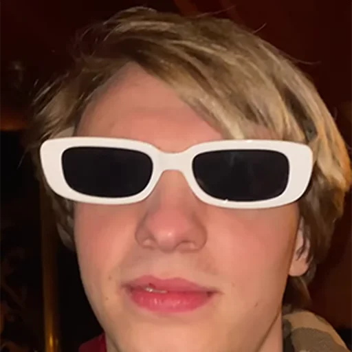 Стикер надежды русского репа