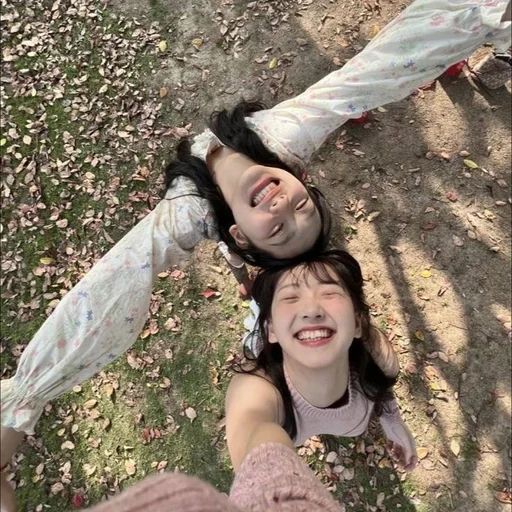 Стикер spring aesthetic🌸