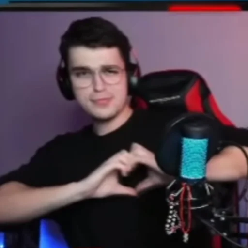 Стикер AxeSAY & D3_KIM_