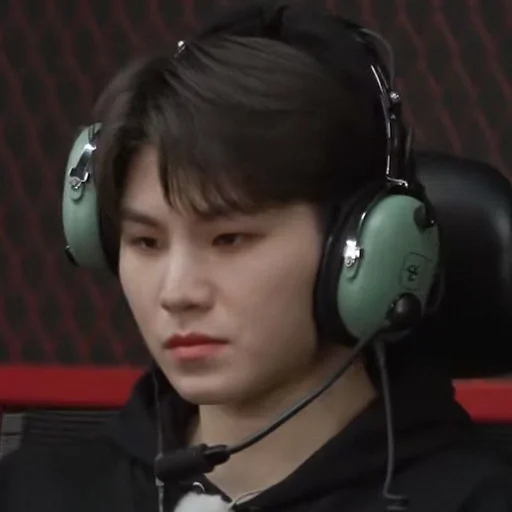 Стикер kpop memes