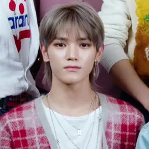 Стикер taeyong