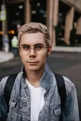 Стикер Умный человек