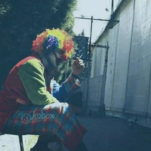 Стикер Время не лечит