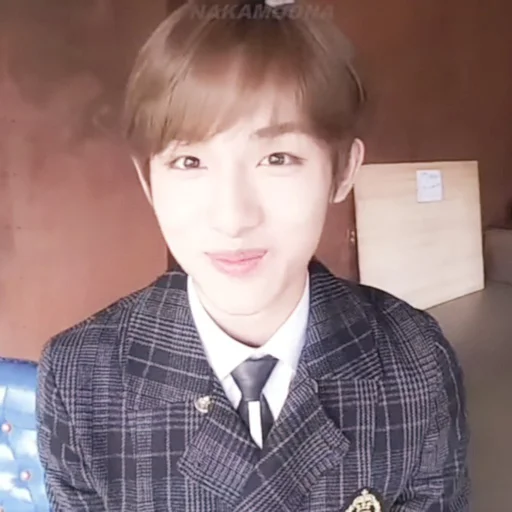 Стикер winwin 3